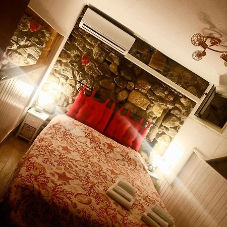 El Corazon Guest House เชฟาลู ภายนอก รูปภาพ
